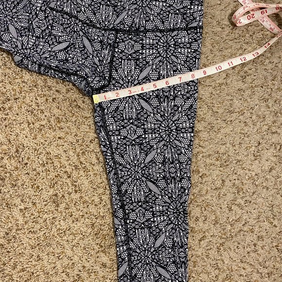 VICTORIA'S SECRET SPORT VSX Women's XS Active Knockout Capri Cropped Leggings - Picture 6 of 9